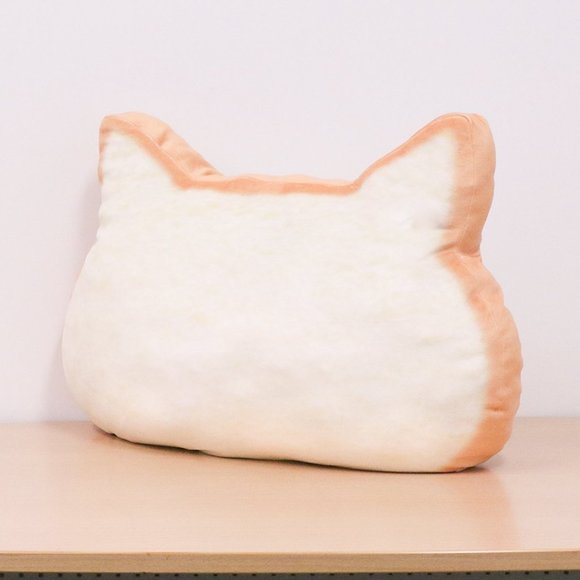 Cat Shape Bread Cushion - Picture 3 of 4